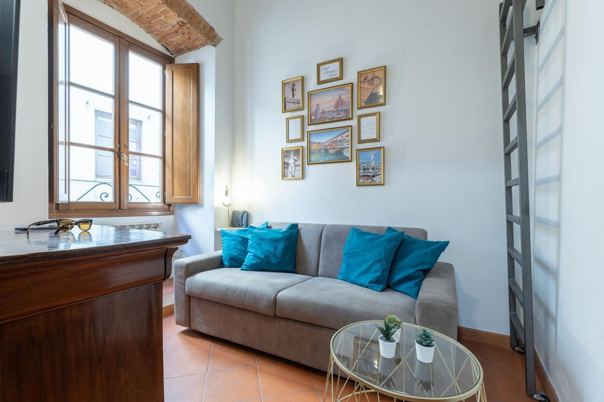 Apartment Dimora Storica Uffizi & Ponte Vecchio Florence